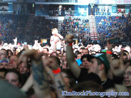 Avenged Sevenfold with Three Days Grace & Sevendust  photo