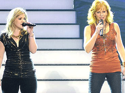 Reba & Kelly Clarkson  photo