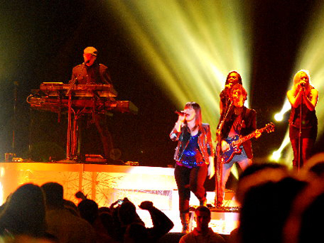 Kelly Clarkson photo