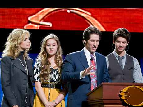 A Night of Hope with Joel & Victoria Osteen photo